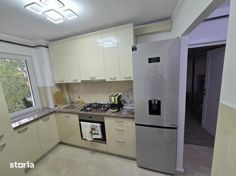 Ofer spre inchiriere apartament cu 3 camere ! - 8