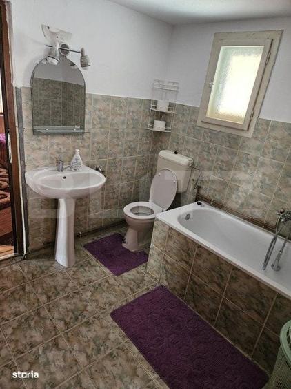 Casă cu 4 camere în Toțești