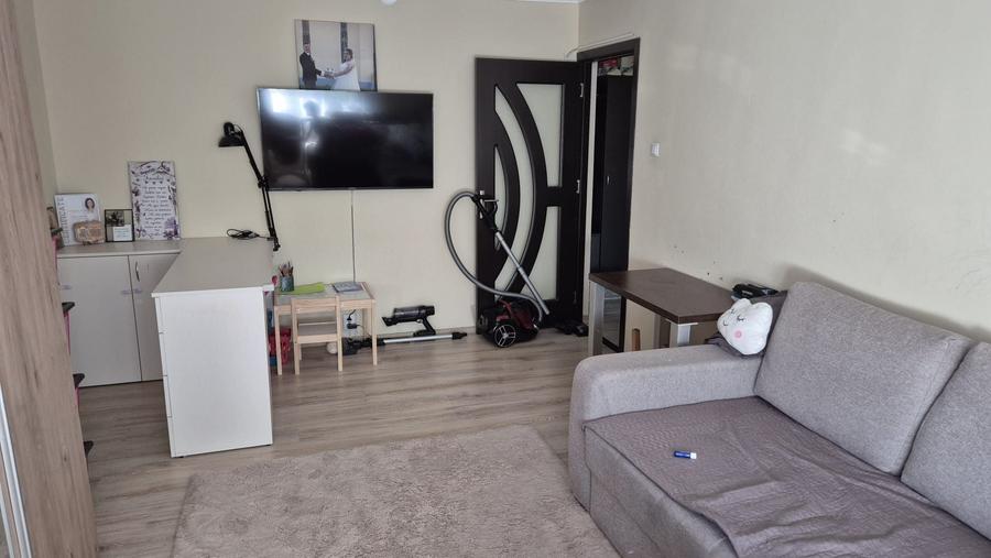 Apartament cu 2 camere decomandat în Lotus