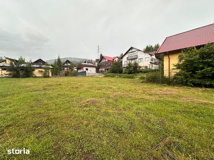 Teren de 1500 mp, în Nord