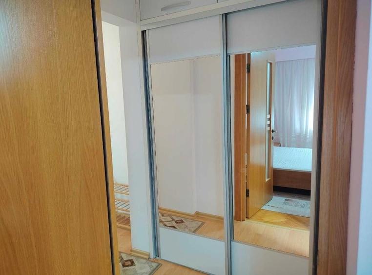 Apartament cu 2 camere decomandat în Inel I