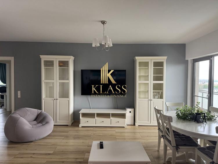 Apartament cu 3 camere decomandat, mobilat în Doamna Ghica