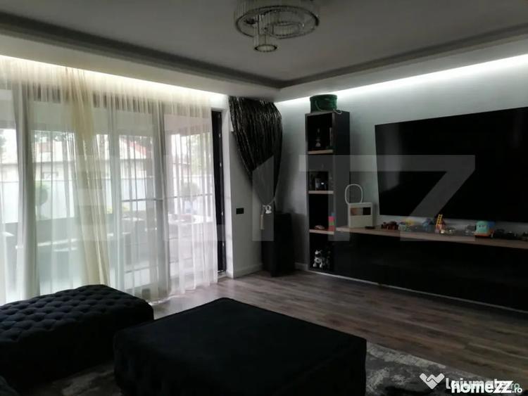 Casă cu 5 camere cu Teren 600 Mp în Valea