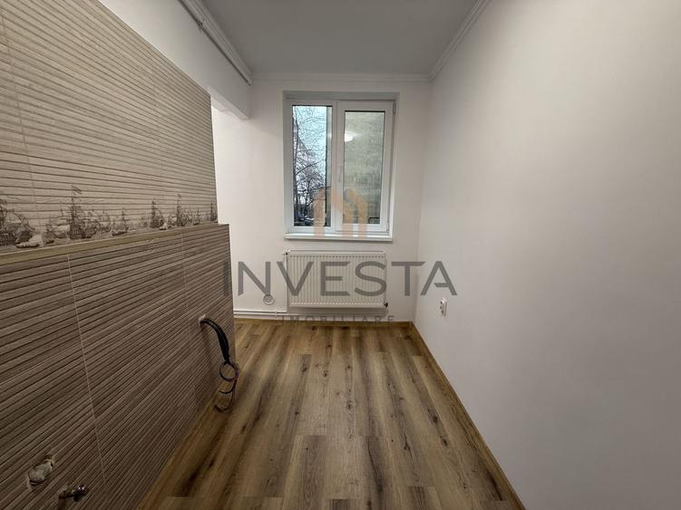 Apartament cu 3 camere semidecomandat în Central