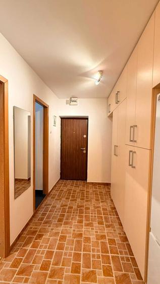 Garsonieră decomandată în Vitan