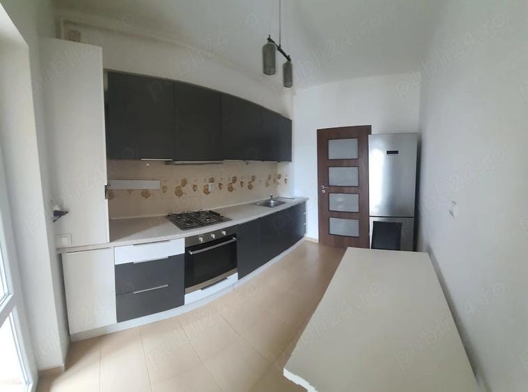 Apartament cu 2 camere decomandat în Podu Rizii