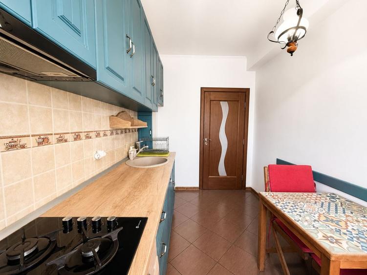 Apartament cu 2 camere decomandat în Europa