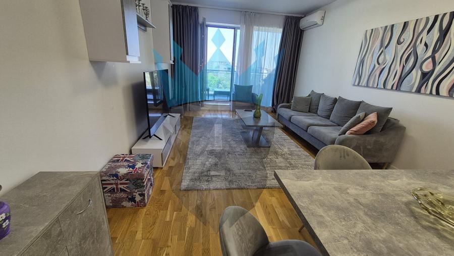 Apartament cu 3 camere decomandat, mobilat în Domenii