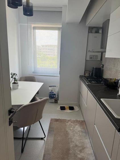 Apartament cu 2 camere decomandat în Miroslava