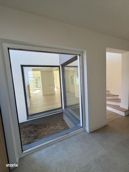 Casă cu 4 camere cu Teren 136 Mp în Lipovei