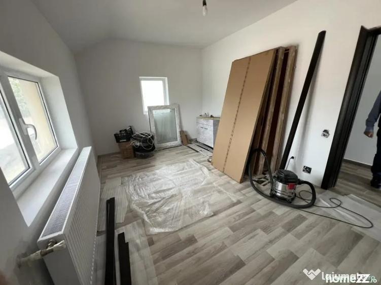 Casă cu 3 camere cu Teren 187 Mp în Brănești