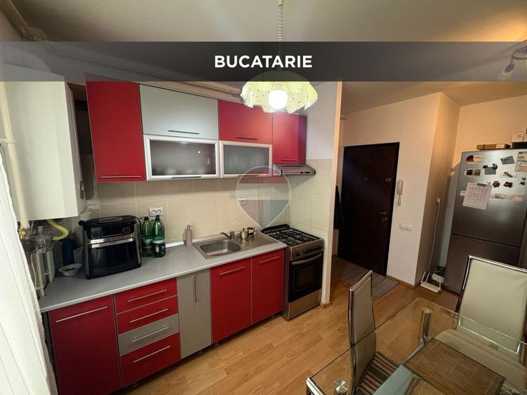 Apartament cu 2 camere semidecomandat, mobilat în Orașul Vechi