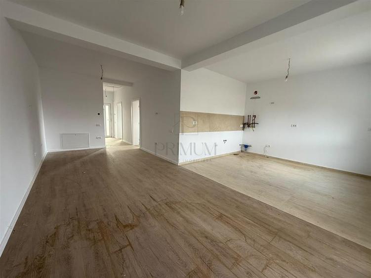 Duplex cu 3 camere cu Canalizare în Moșnița Nouă