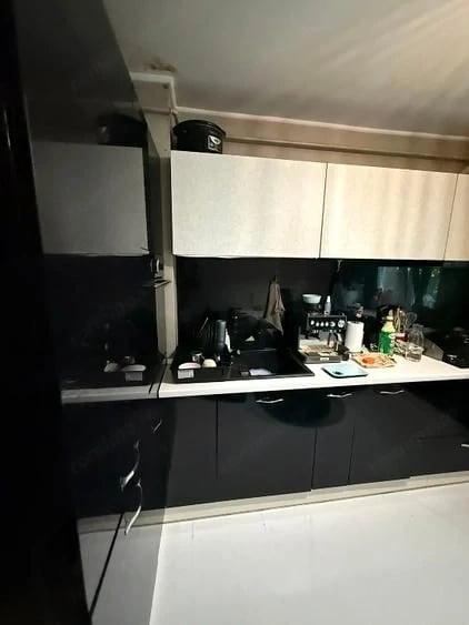 Apartament cu 3 camere decomandat în Dristor