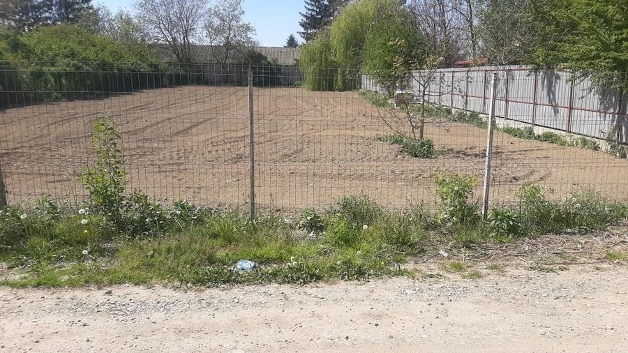 Spațiu comercial, în Lilieci
