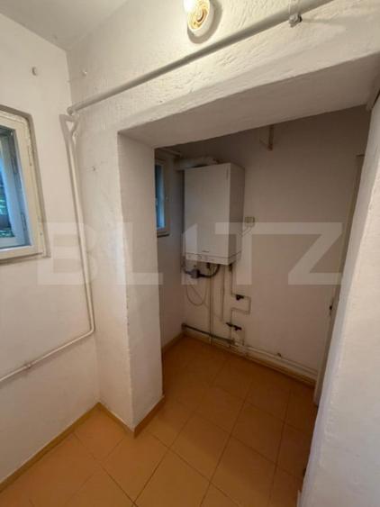 Apartament cu 2 camere decomandat în Calea București