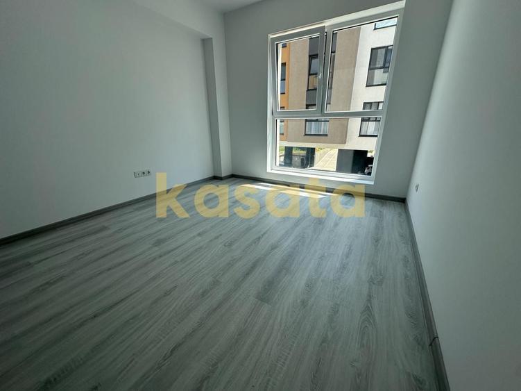 Apartament cu 3 camere decomandat în Theodor Pallady
