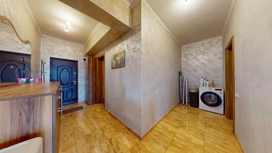 Apartament cu 2 camere decomandat în Exterior Vest