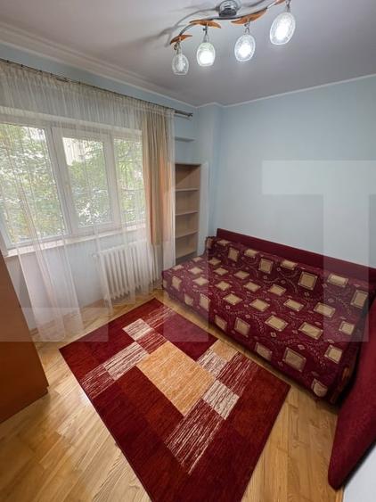 Apartament cu 4 camere decomandat, mobilat în Sud-Vest