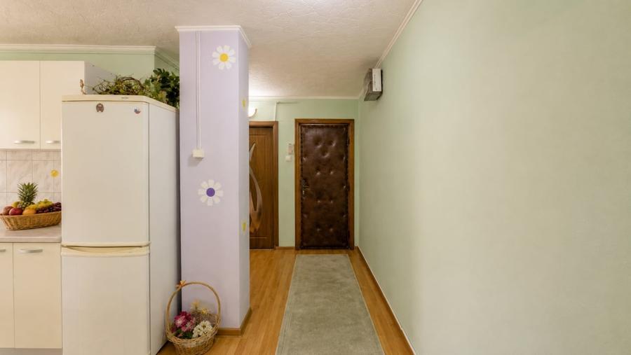 Apartament cu 2 camere decomandat, mobilat în Răcădău