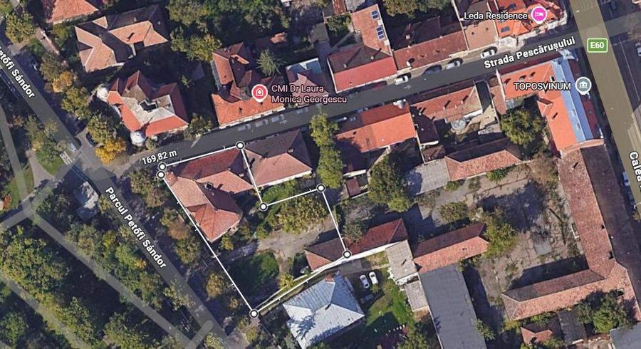 Proprietate specială, de 1,230 mp, în Central