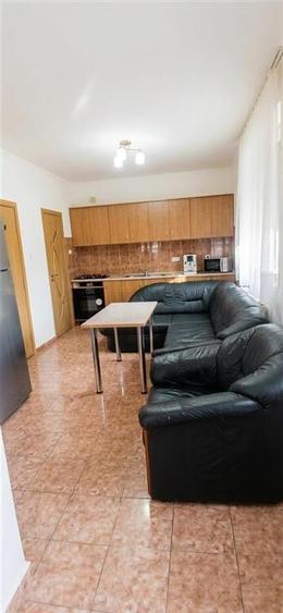 Casă cu 3 camere cu Teren 269 Mp în Sântion