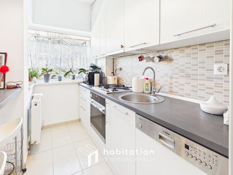 Apartament cu 4 camere decomandat, mobilat în Central
