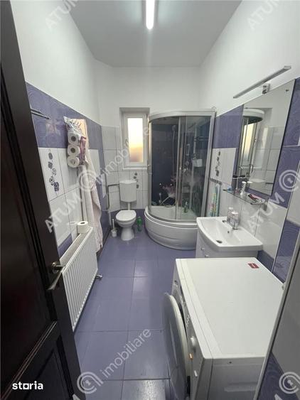 Apartament la casa cu 2 camere decomandate curte comuna central Sibiu - 10