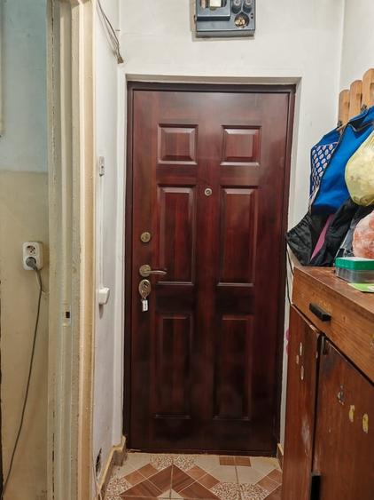 Apartament cu 4 camere semidecomandat în Drumul Taberei
