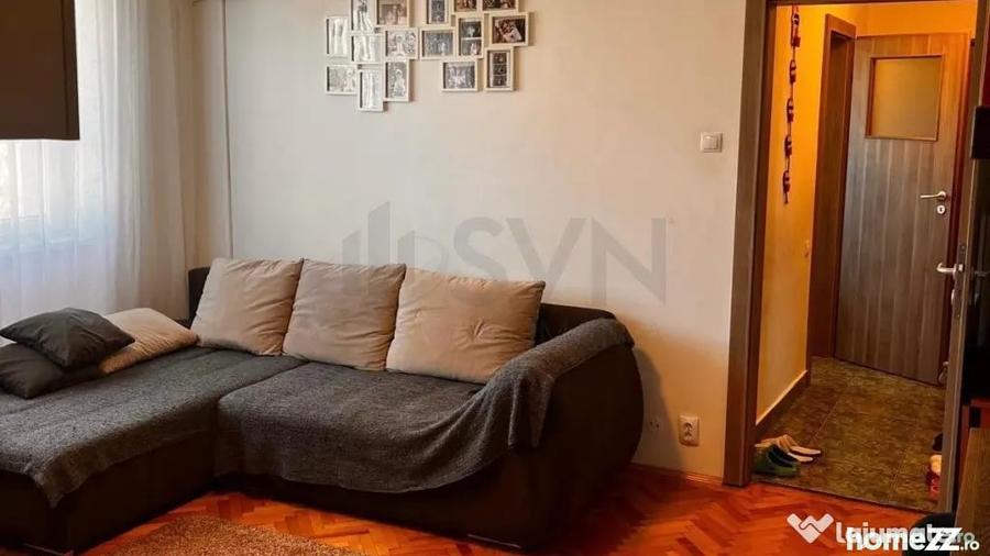 Apartament cu 3 camere semidecomandat în Ștefan cel Mare