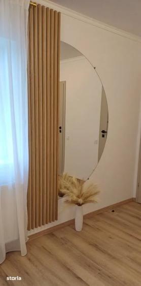 Apartament cu 2 camere semidecomandat, mobilat în Băneasa