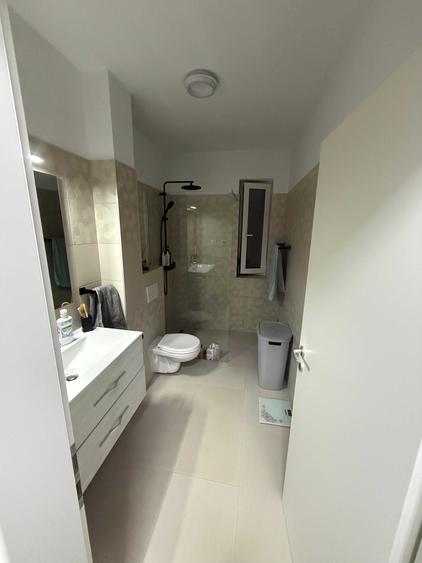 Apartament cu 2 camere decomandat în Giroc