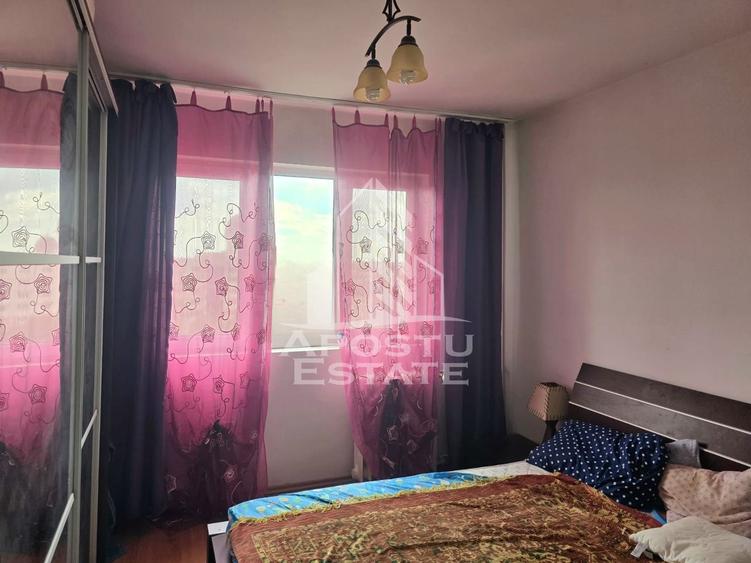Apartament cu 3 camere decomandat, mobilat în Podgoria