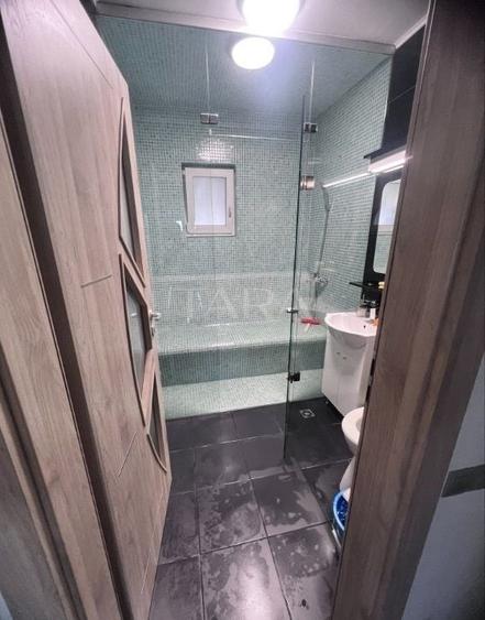 Casă individuală cu 4 camere cu Canalizare în Florești