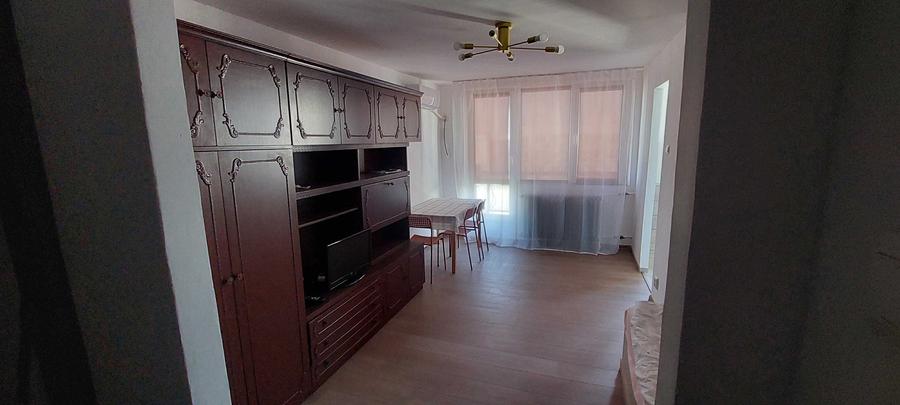 Garsonieră semidecomandată în Păcii