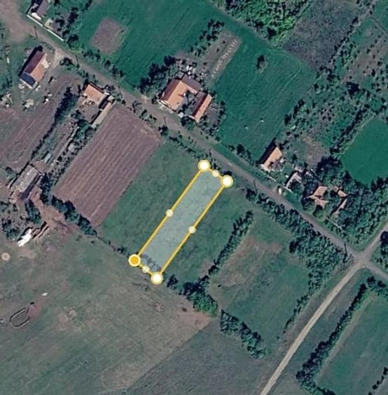 Teren de 1439 mp, în Cadăr