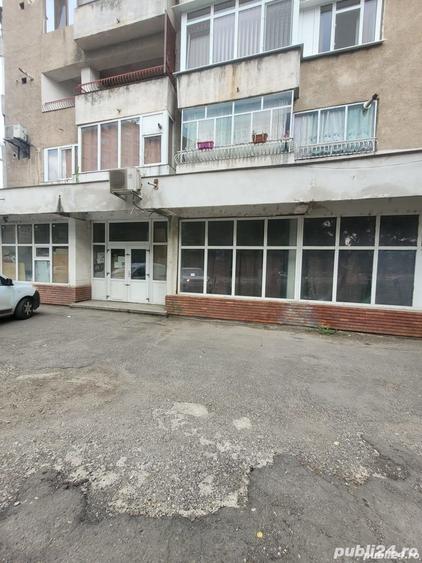 Spațiu comercial, de 150 mp, în Govândari