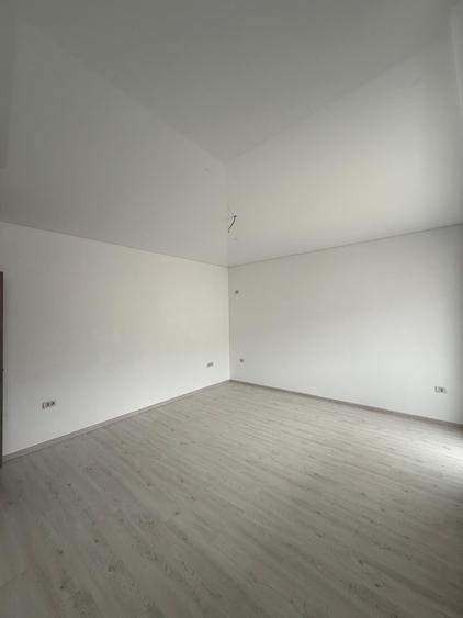 Apartament cu 3 camere decomandat în Militari