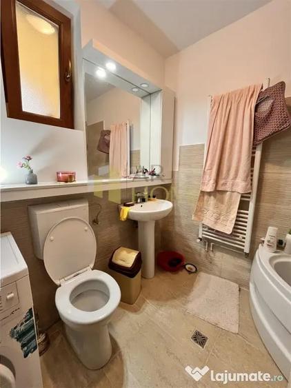 Casă cu 5 camere cu Teren 300 Mp în Central