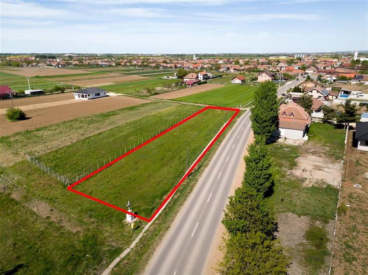 Teren intravilan de 1400 mp, în Girișu de Criș