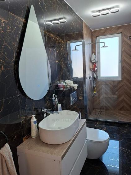 Casă individuală cu 5 camere cu Canalizare în Exterior Sud