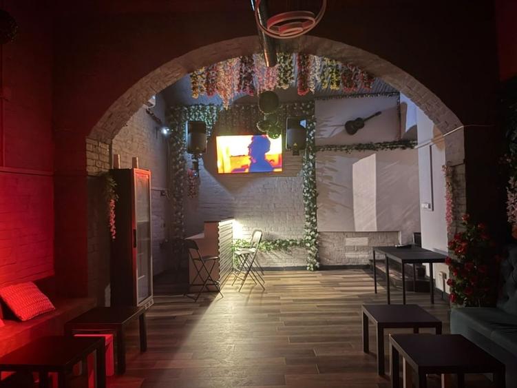 Casă cu 4 camere cu Teren 110 Mp în Central