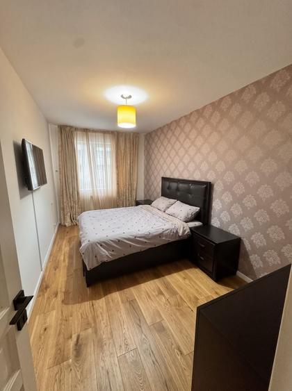 Apartament cu 3 camere în Vitan