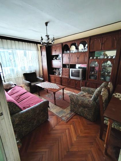 Apartament cu 3 camere decomandat în Nord