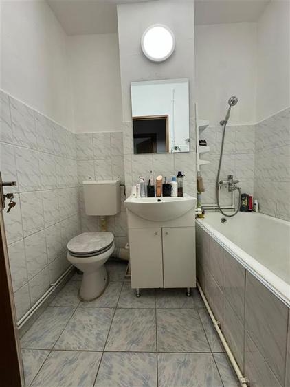 Apartament cu 2 camere decomandat în Alexandru cel Bun