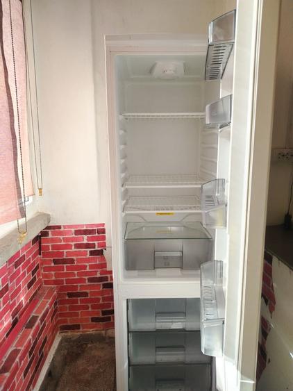 Garsonieră semidecomandată în Titan