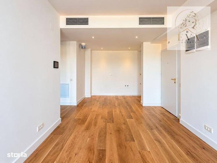 Apartament cu 3 camere semidecomandat în Străulești