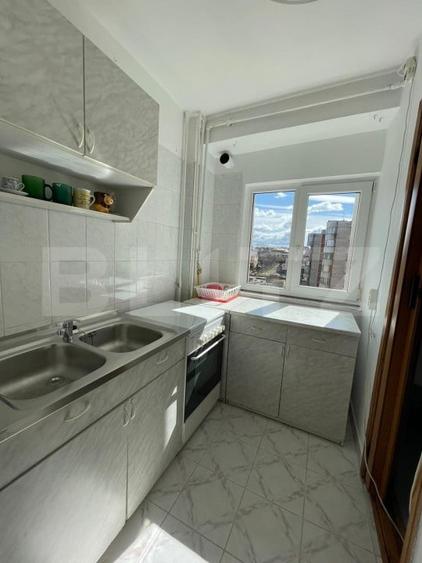 Apartament cu 3 camere decomandat, mobilat în Mărăști