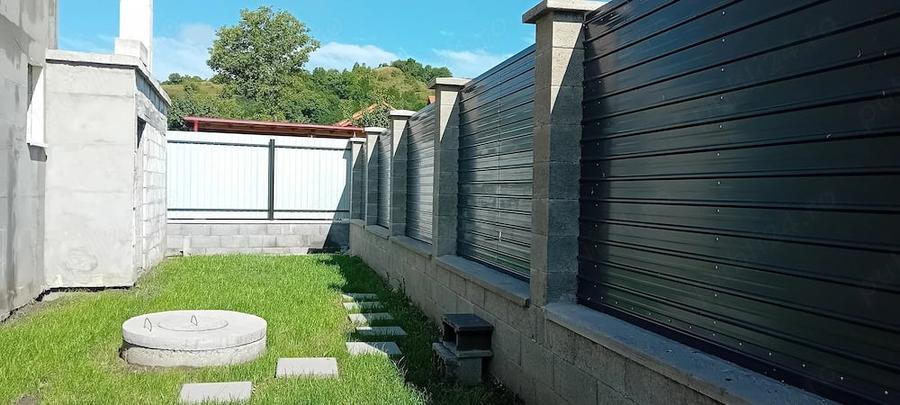 Casă cu Teren 500 Mp în Corunca
