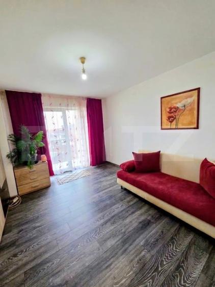 Apartament cu 2 camere semidecomandat, mobilat în Florești